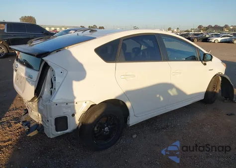 2011 Toyota Prius Two from USA, damaged, VIN JTDKN3DU2B5323321